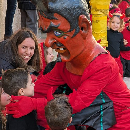 Sant Antoni encén la festa
